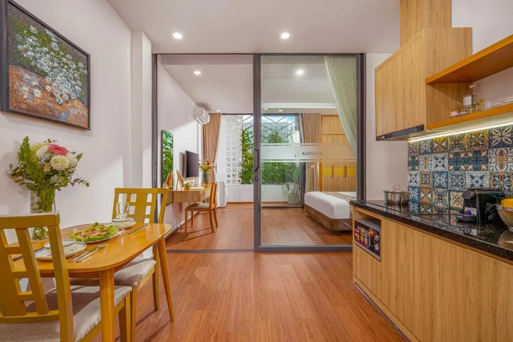 Which Near-Beach Apartments in Da Nang Should Young Families Rent for a 1-Month Summer Stay Under 10 Million VND?